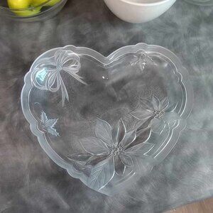 Holiday Spirit 13" Heavy Made Heart Shaped Platter